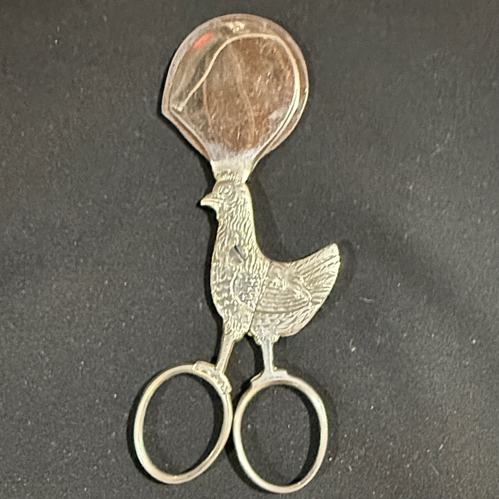 Vintage Egg Topper Scissors